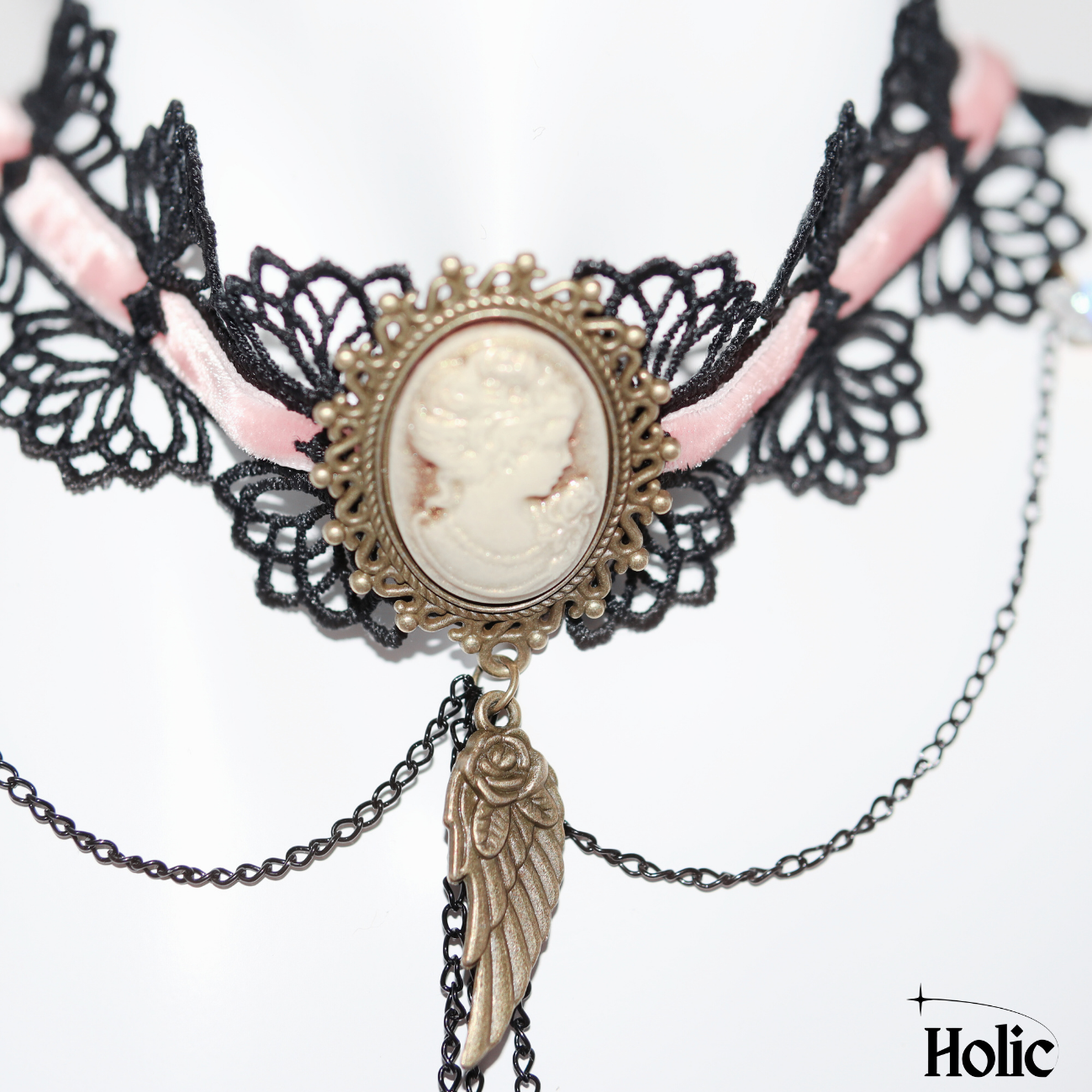 Gothic Lolita Black-and-Pink Choker